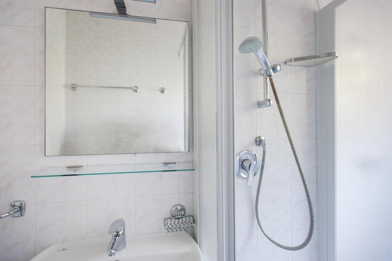 Ferienwohnung Casa Doppia Torbole Sul Garda Exterior foto